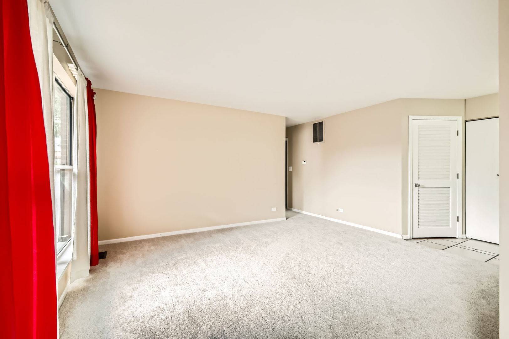 Bartlett, IL 60103,753 CANDLERIDGE CT #D1
