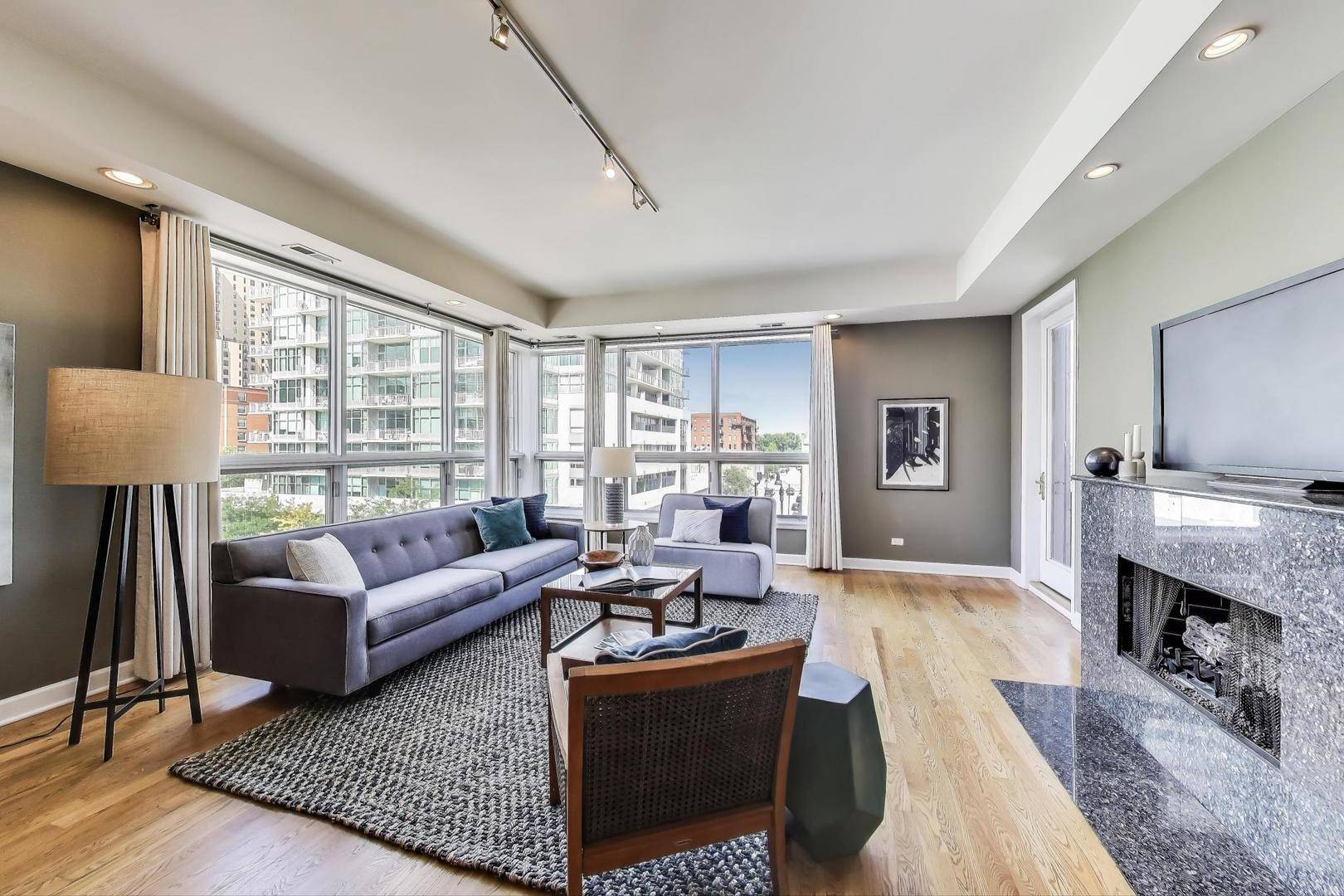 Chicago, IL 60616,1600 S Wabash AVE #4E