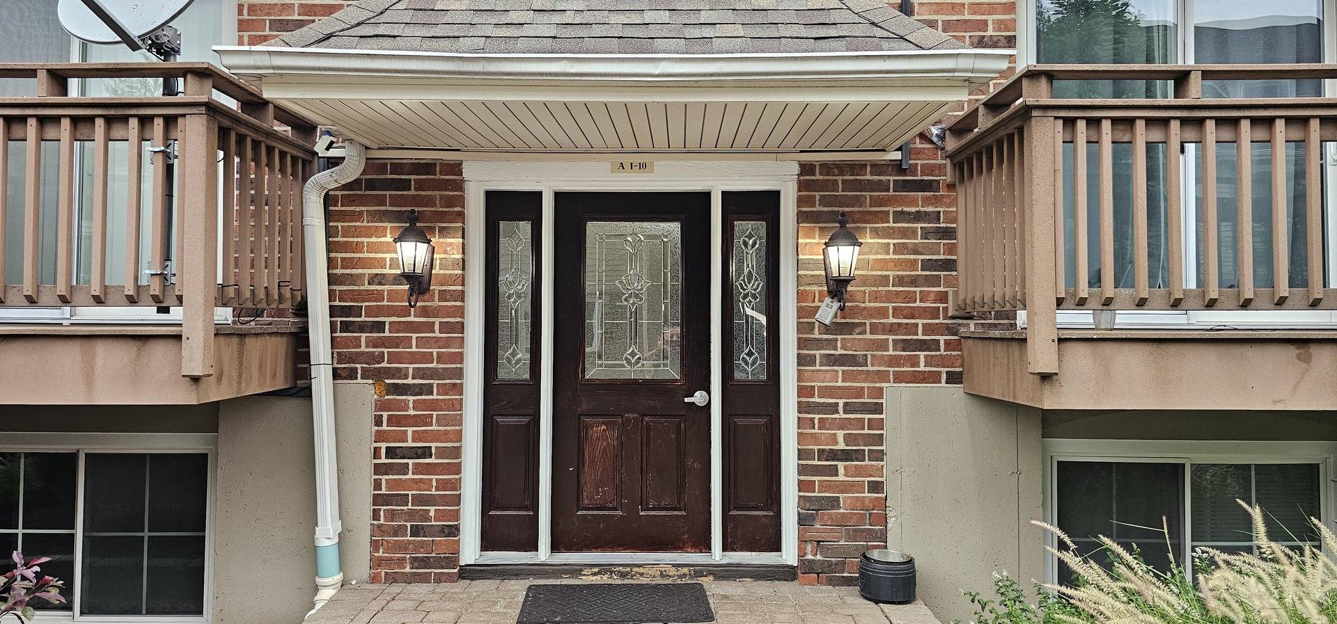 West Dundee, IL 60118,833 Village Quarter RD #A9