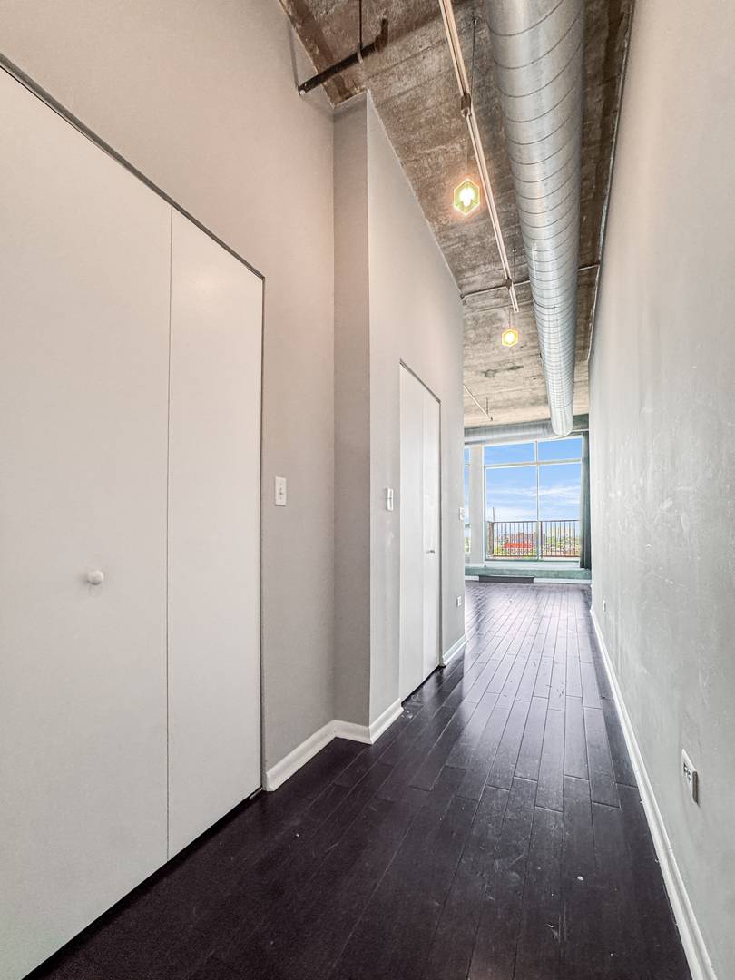 Chicago, IL 60608,1550 S Blue Island AVE #1125