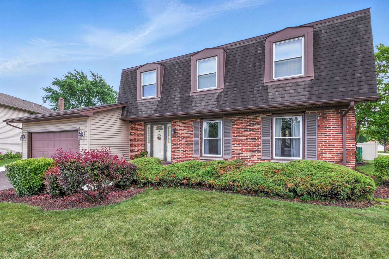 Elk Grove Village, IL 60007,1021 Mobile CIR