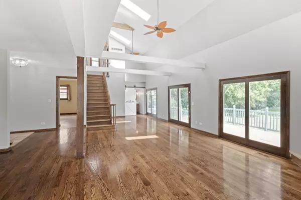 Downers Grove, IL 60516,5537 Pershing AVE