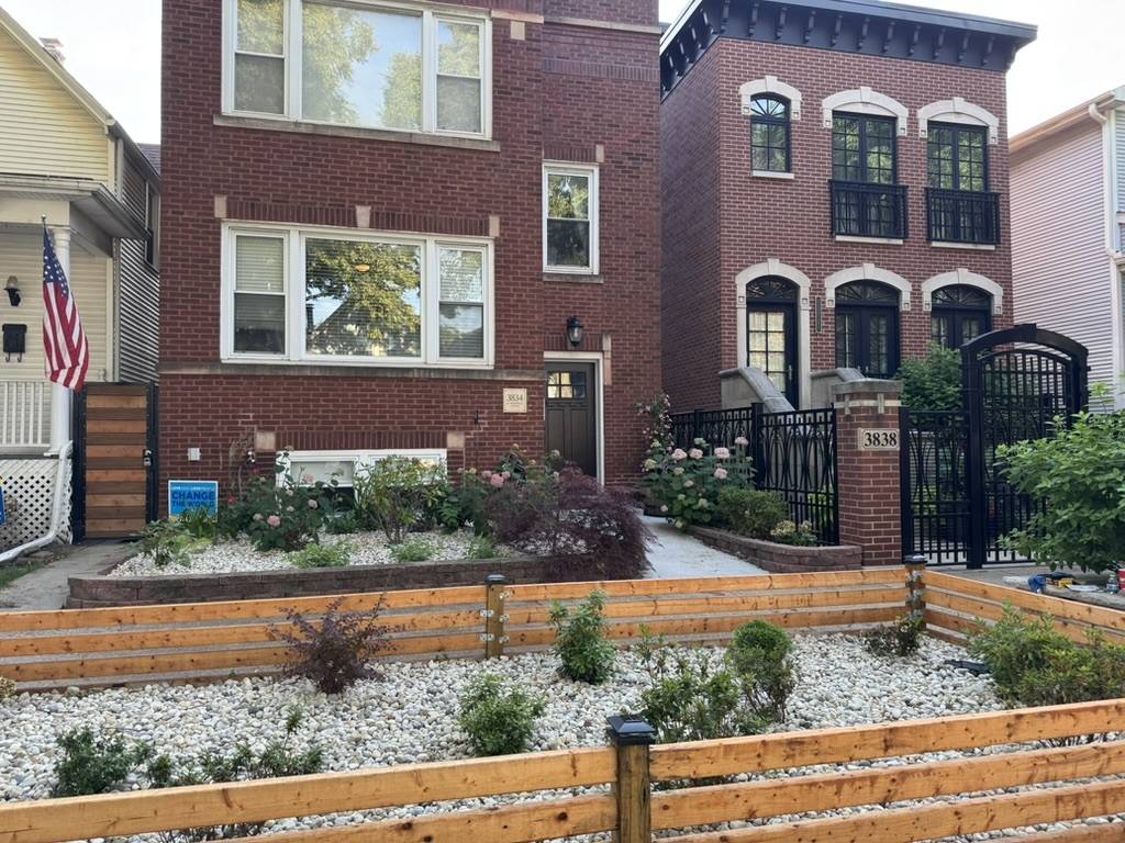 3834 N Hermitage AVE #1, Chicago, IL 60613