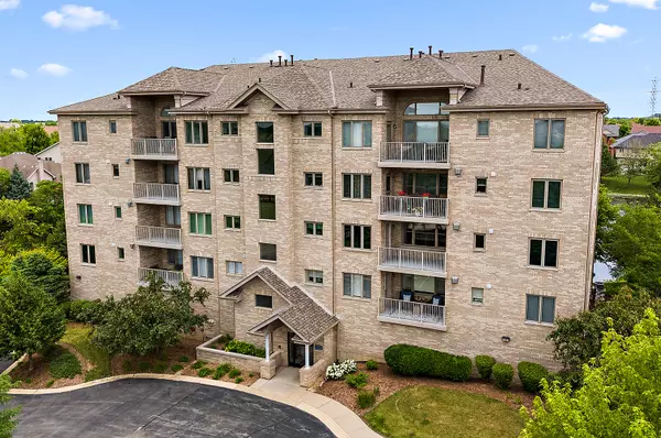 Orland Park, IL 60467,11110 Waters Edge DR #2A