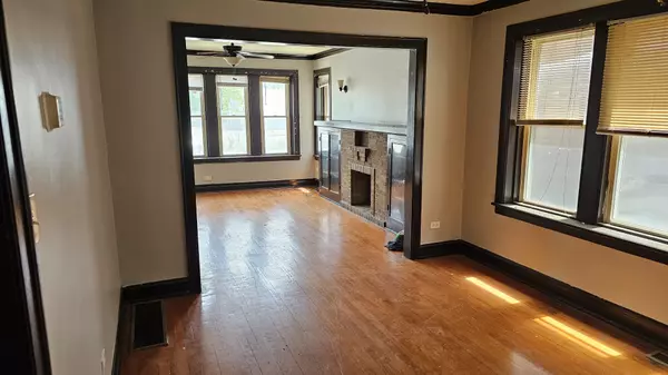 Chicago, IL 60636,7146 S Racine AVE #1