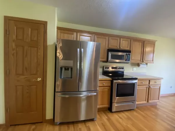 Peotone, IL 60468,831 Oriole DR