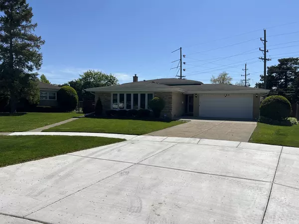 189 Ambleside RD, Des Plaines, IL 60016