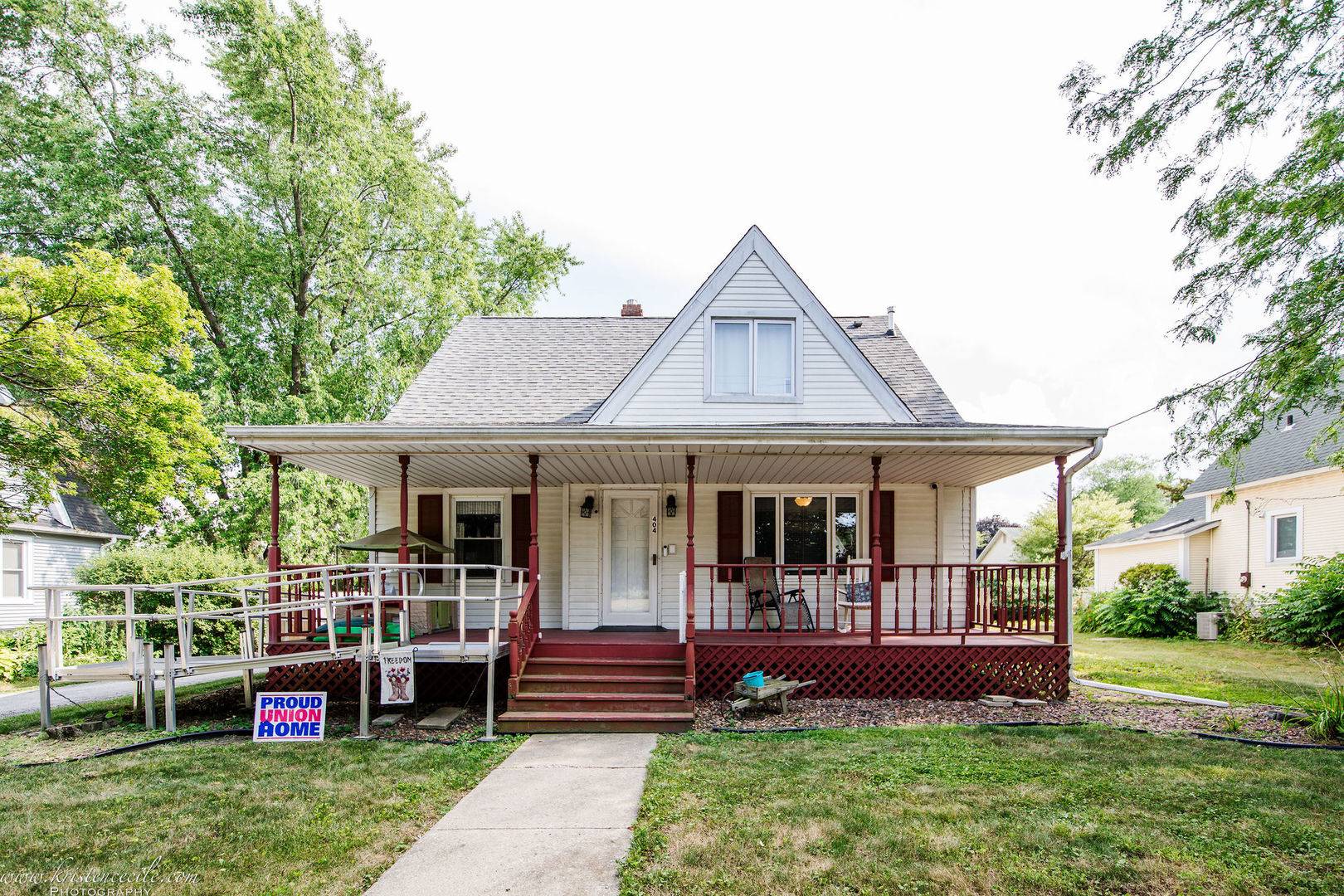 404 E South ST, Peotone, IL 60468