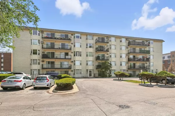 Morton Grove, IL 60053,5510 LINCOLN AVE #501