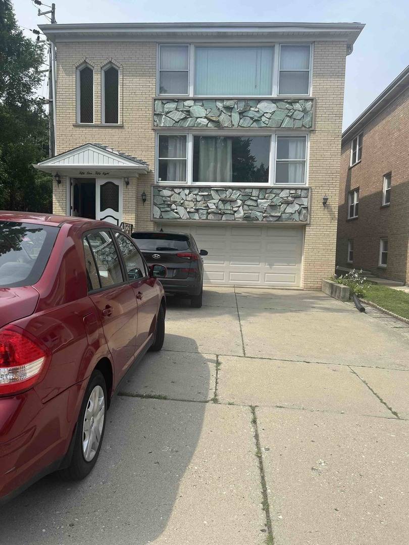 5158 Carol AVE #2, Skokie, IL 60077