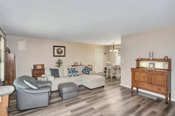 Lockport, IL 60441,706 Read ST