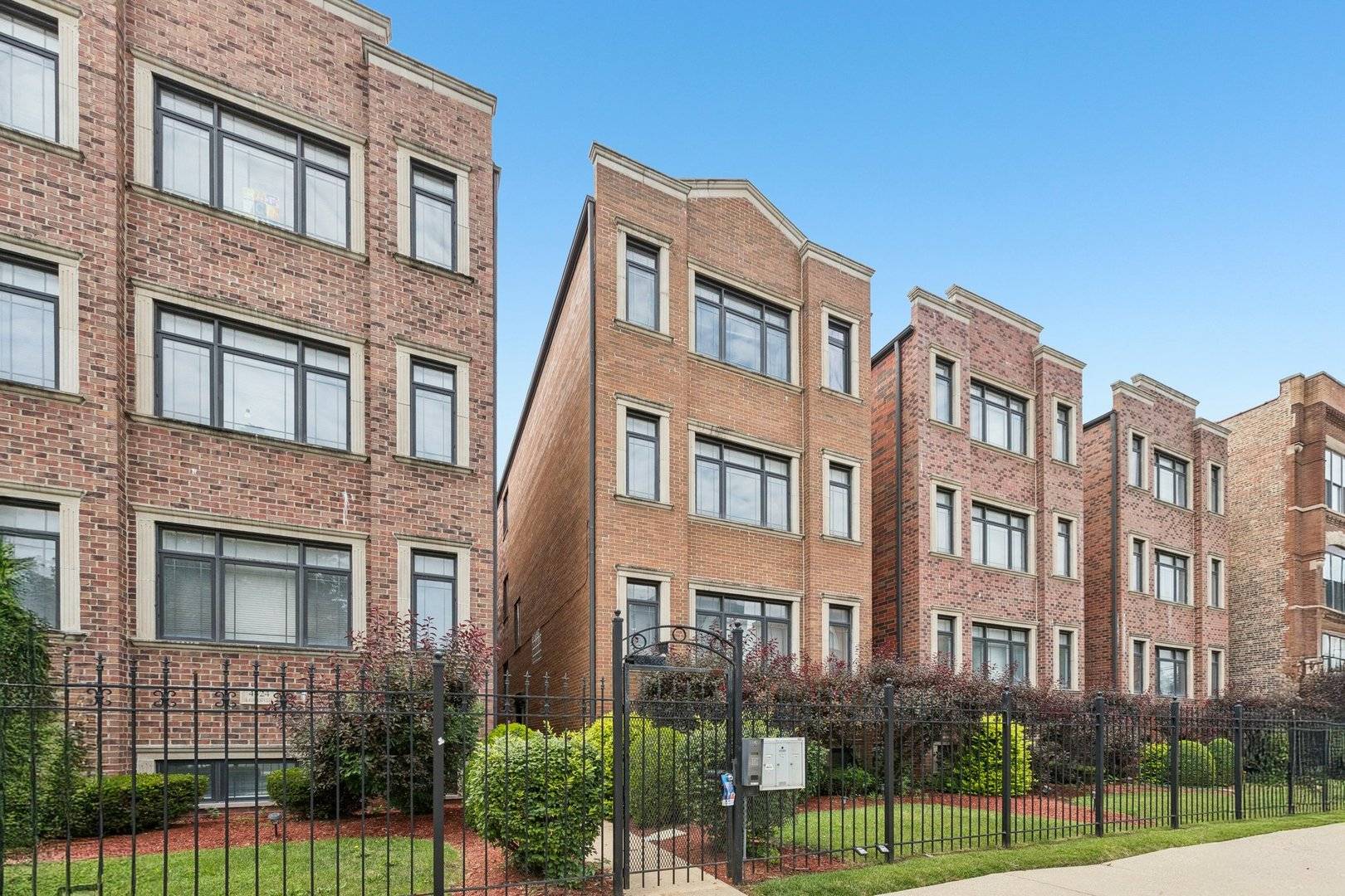 4322 S FORRESTVILLE AVE #3, Chicago, IL 60653