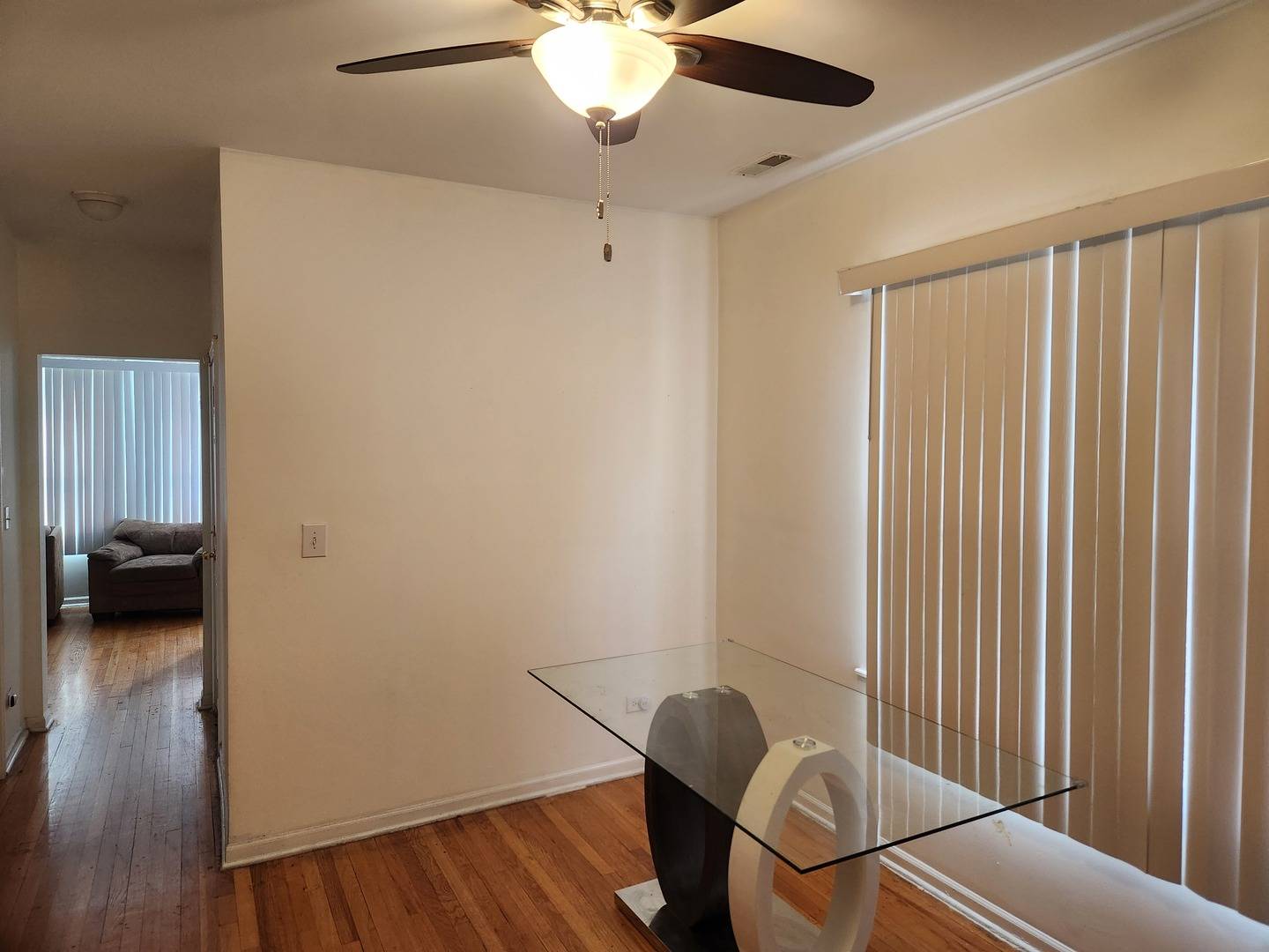Chicago, IL 60639,1710 N Meade AVE #2