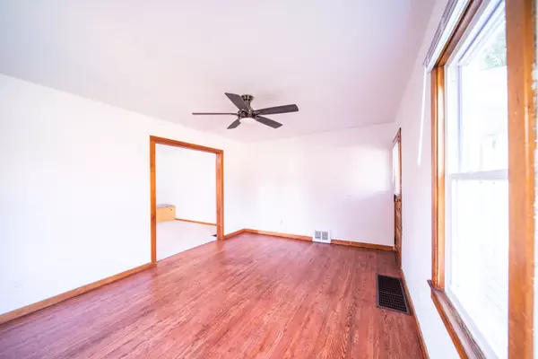 Rock Falls, IL 61071,512 7th AVE