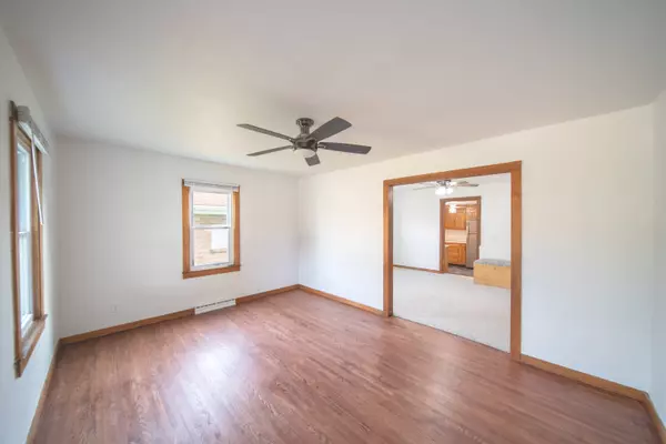 Rock Falls, IL 61071,512 7th AVE