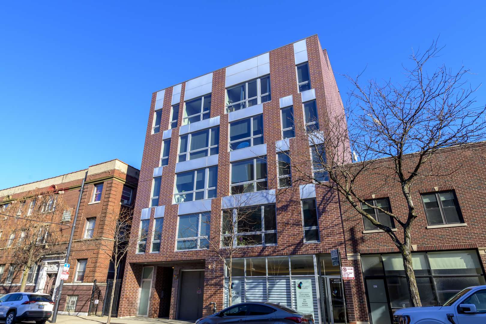 4027 N Broadway ST #302, Chicago, IL 60613