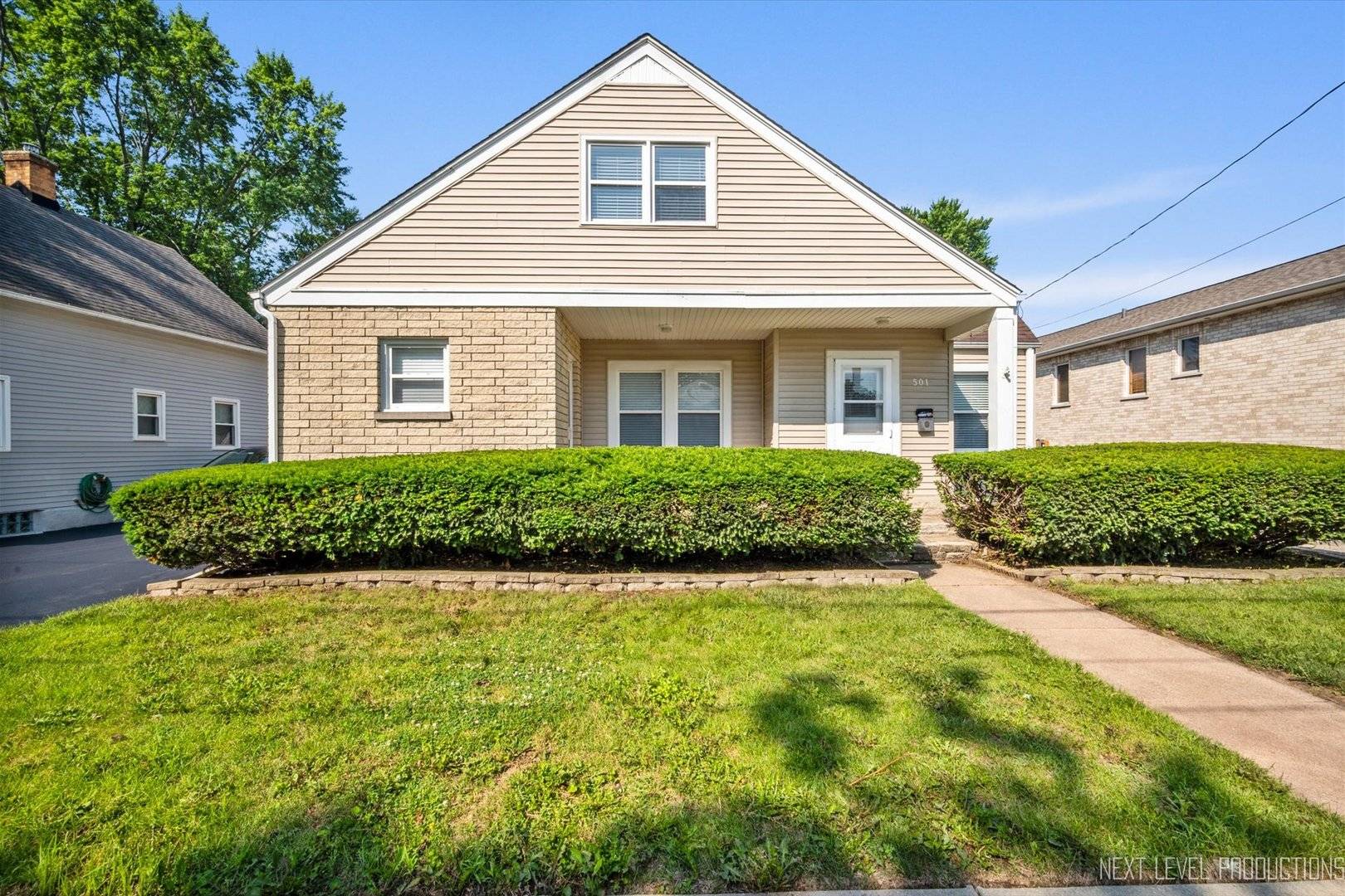 St. Charles, IL 60174,501 S 12th AVE