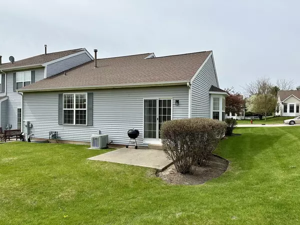 Woodstock, IL 60098,725 Duvall DR