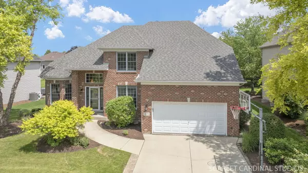 South Elgin, IL 60177,805 W Thornwood DR