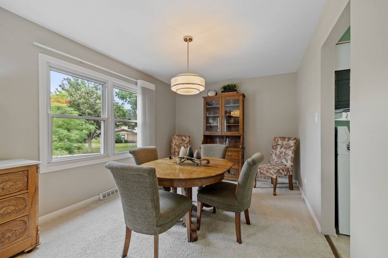 Downers Grove, IL 60515,6651 Dunham RD