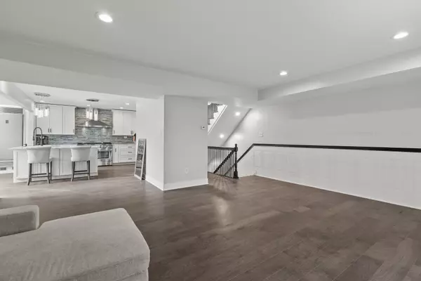 Palos Hills, IL 60465,8202 Gruener CT #8202