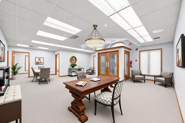 Lisle, IL 60532,4900 Reilly PL