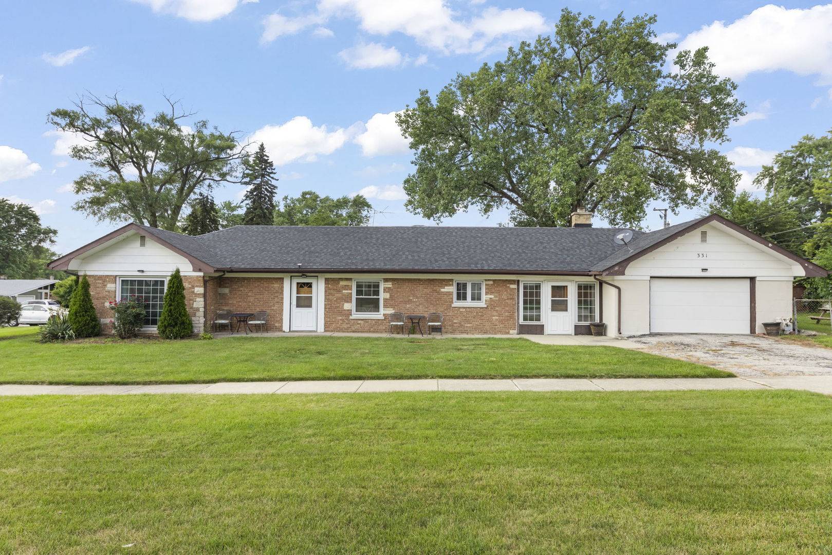 331 N Maple AVE, Wood Dale, IL 60191