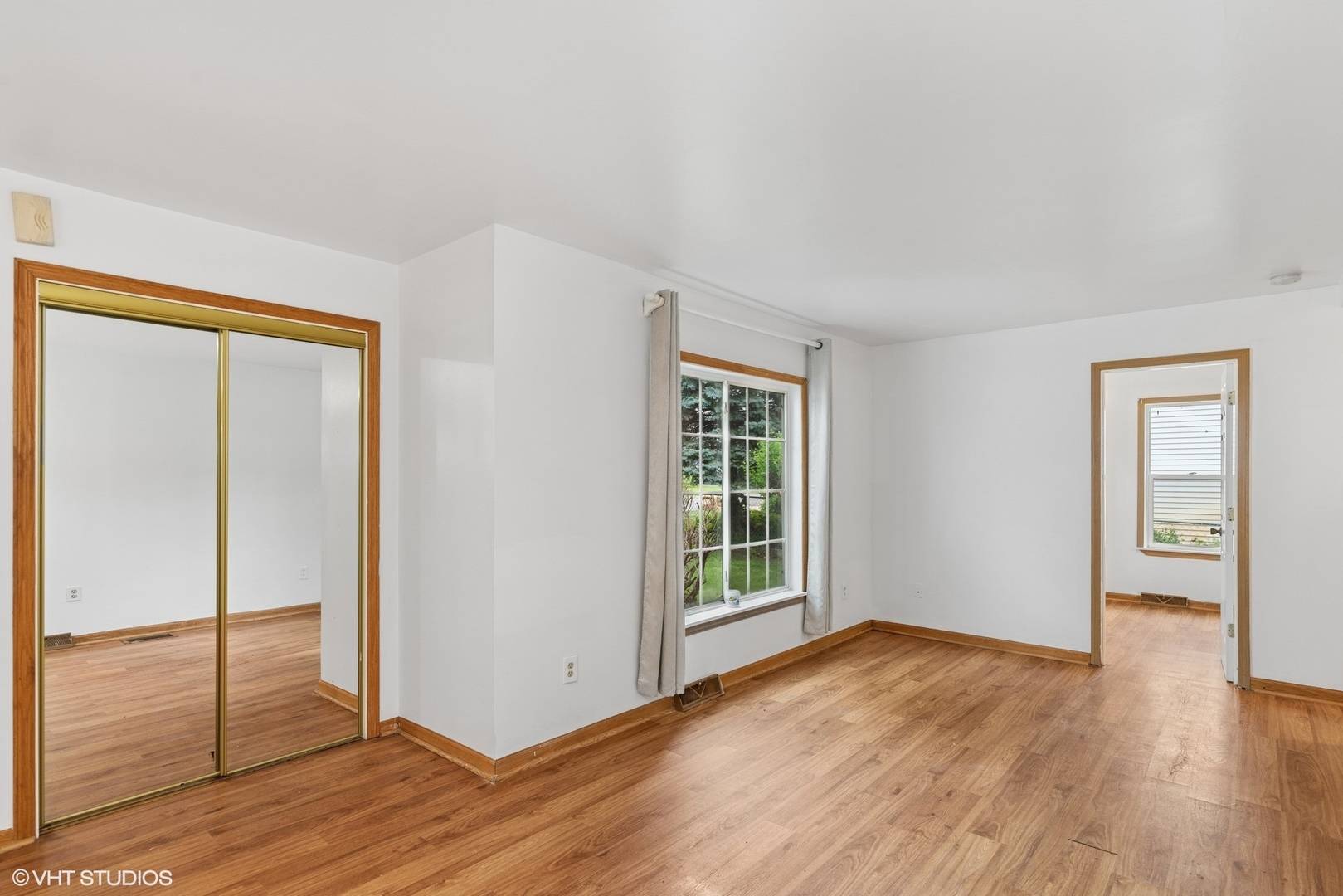Cary, IL 60013,6112 Hillcrest RD
