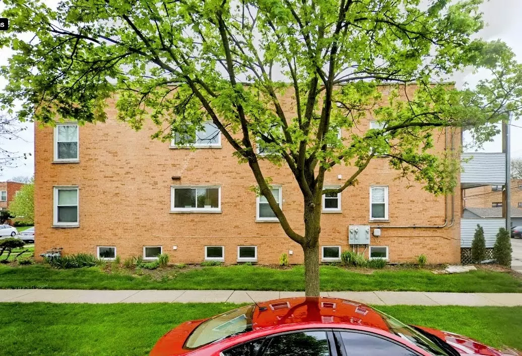 Skokie, IL 60077,9003 Bronx AVE