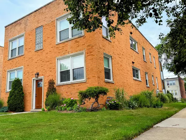 Skokie, IL 60077,9003 Bronx AVE