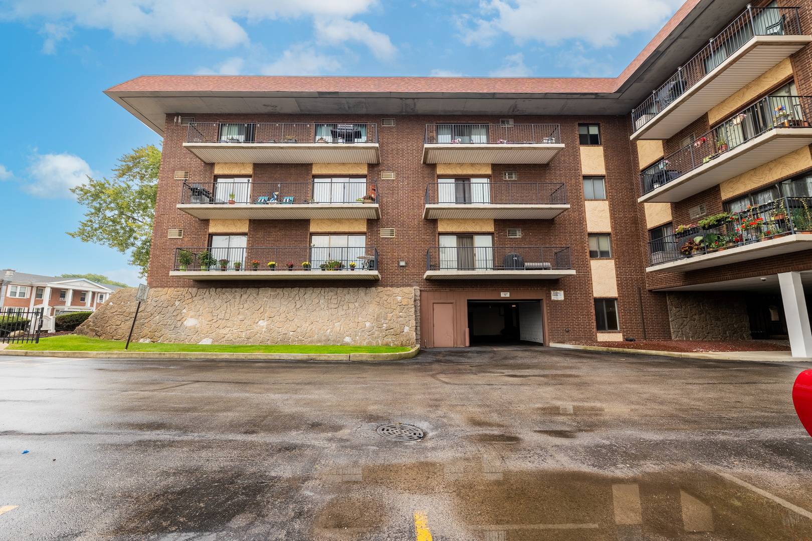 9540 Mayfield AVE #312S, Oak Lawn, IL 60453