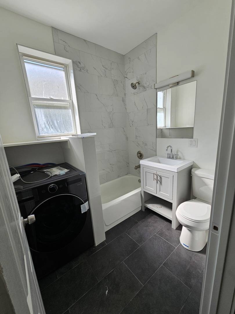Chicago, IL 60637,6507 S Rhodes AVE #1