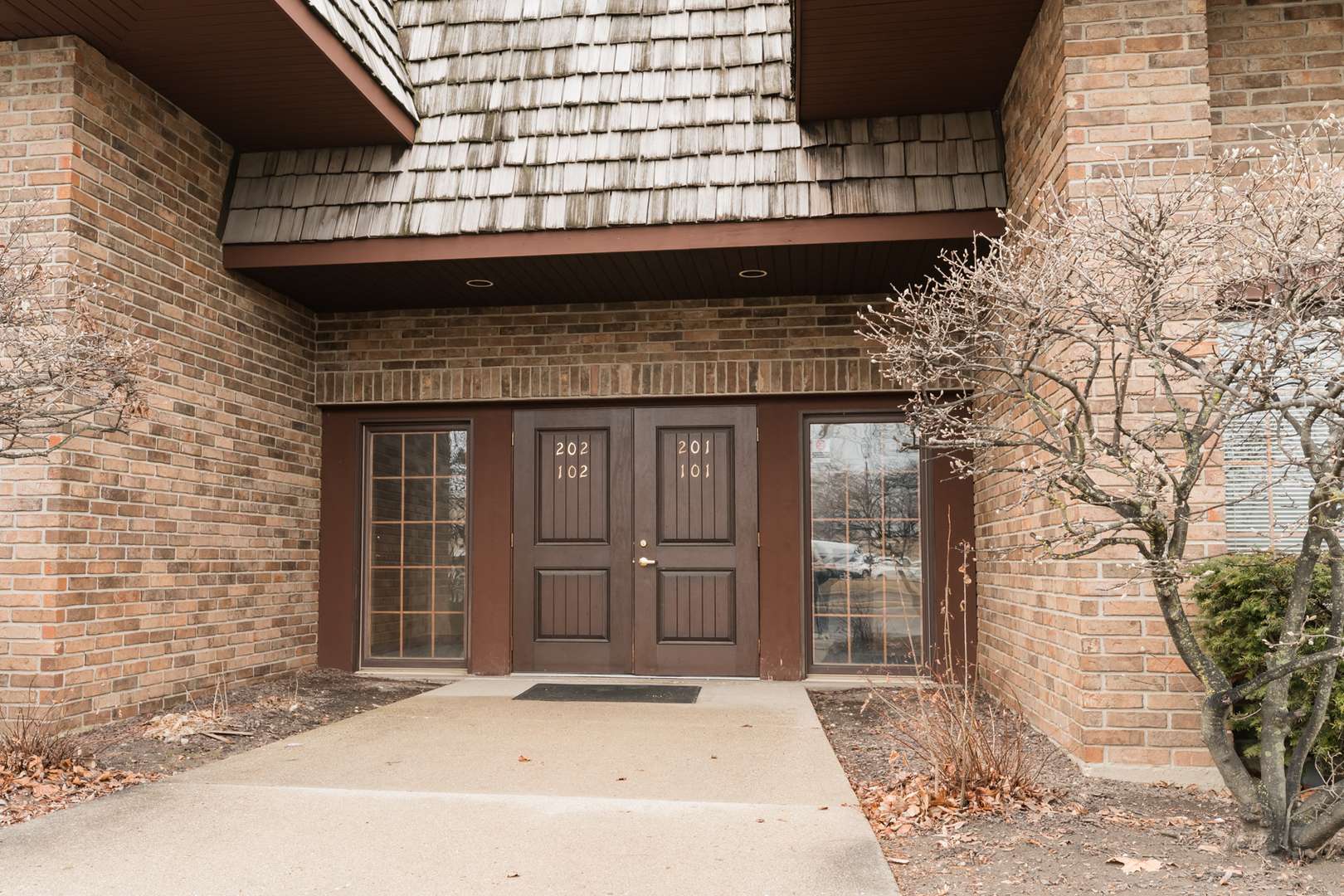 14047 W Petronella DR #201, Libertyville, IL 60048