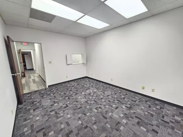 Sterling, IL 61081,603 1st AVE #204