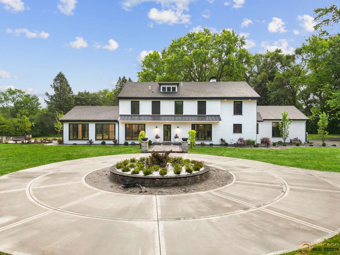 Barrington Hills, IL 60010,379 W County Line RD