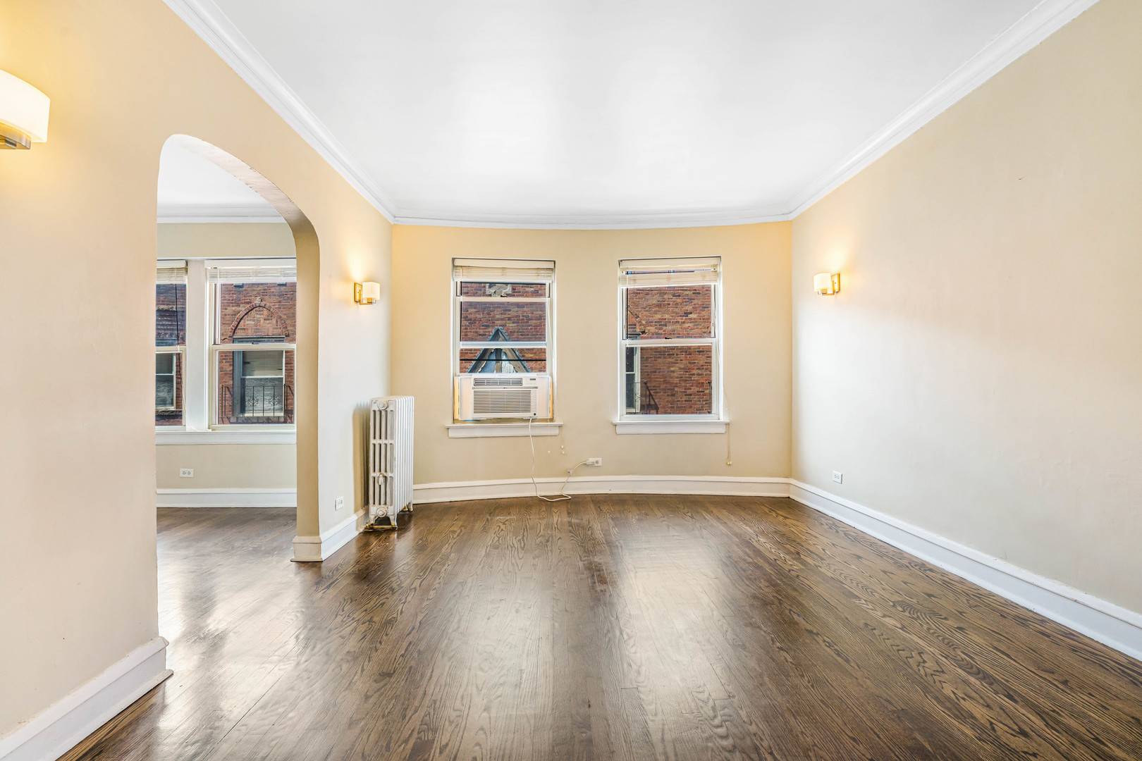 Chicago, IL 60641,4126 N Kedvale AVE #302