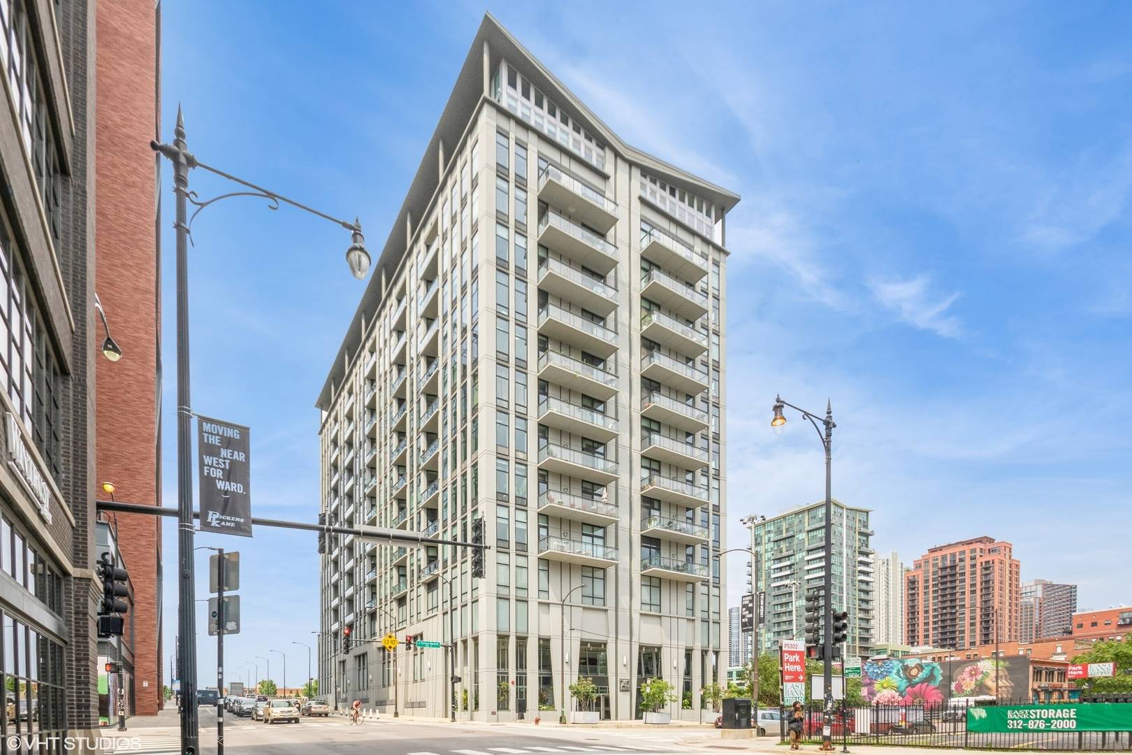 740 W Fulton ST #1202, Chicago, IL 60661