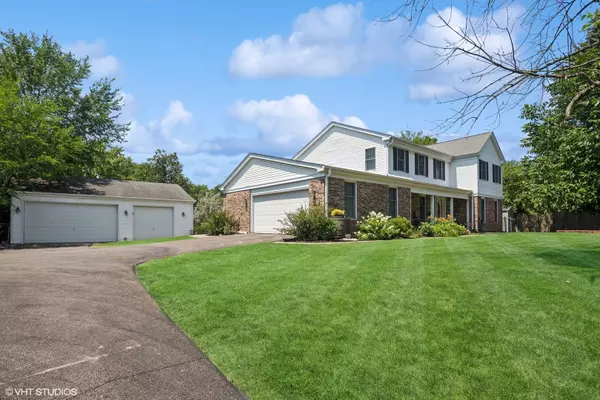 523 N Ela RD, Barrington, IL 60010
