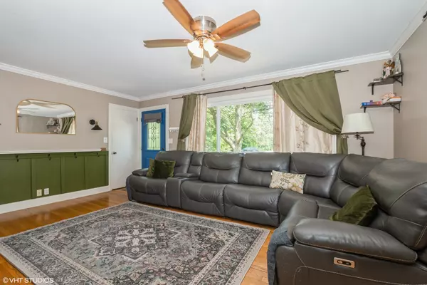 Downers Grove, IL 60515,223 55th ST