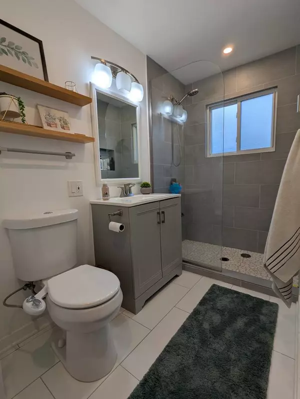 Glenview, IL 60025,42 Fernwood DR