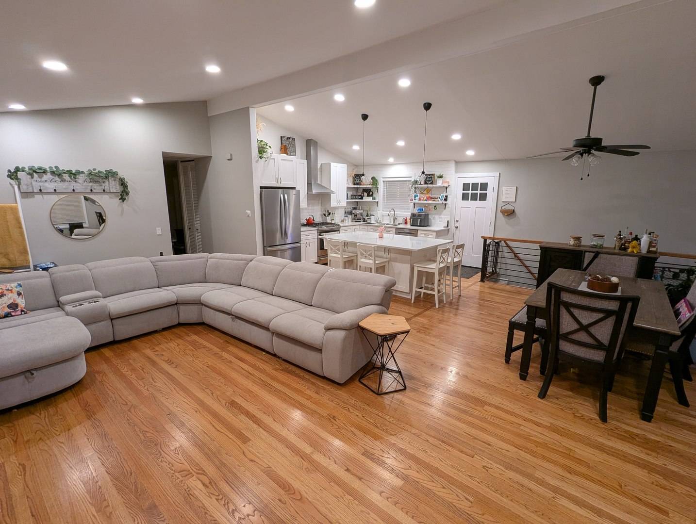 Glenview, IL 60025,42 Fernwood DR