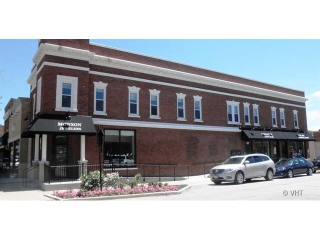 21 N Brockway ST #208, Palatine, IL 60067