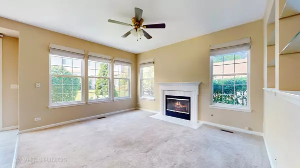 Algonquin, IL 60102,1 Clara CT