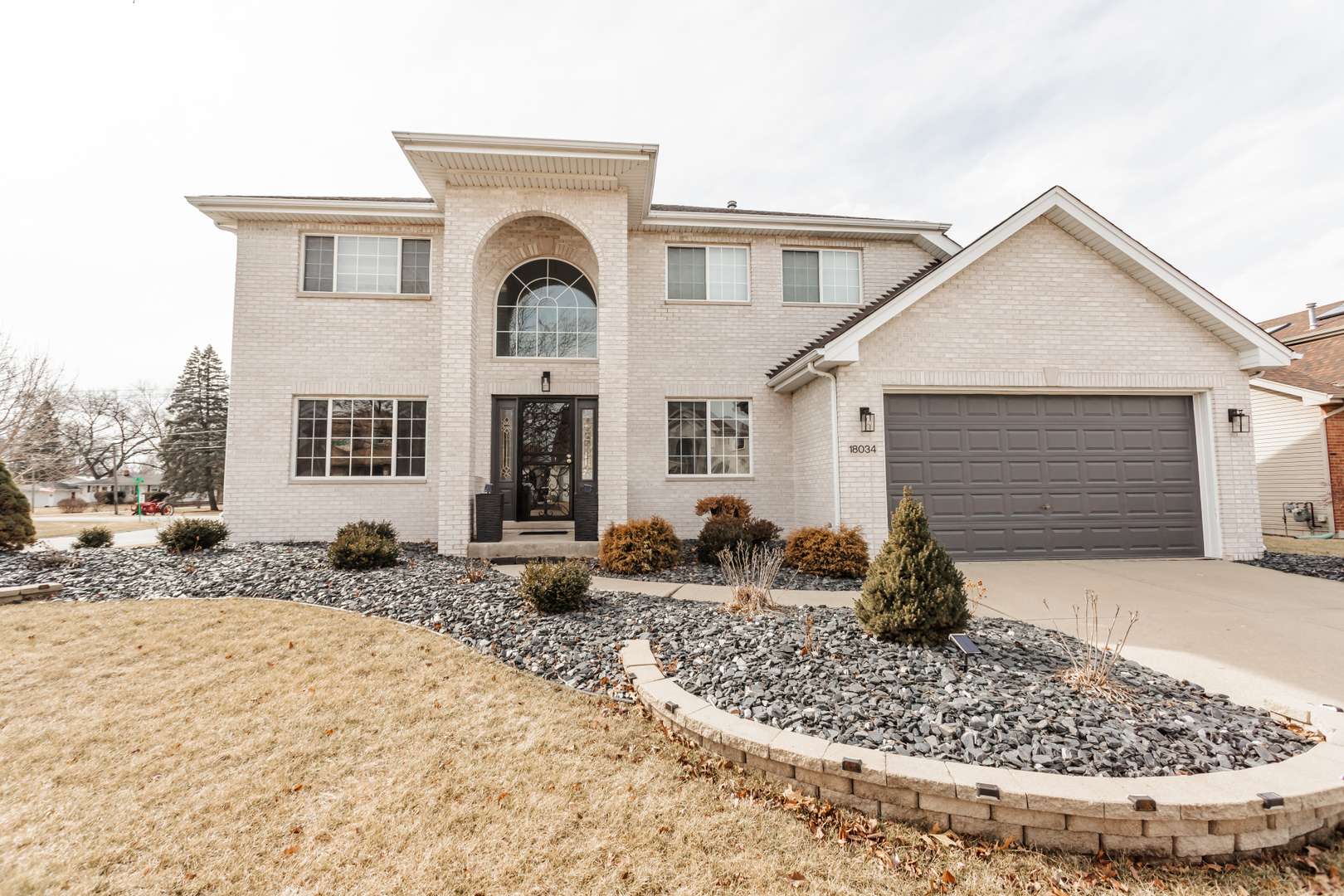 18034 Donatus DR, Lansing, IL 60438