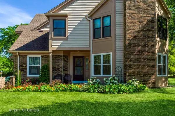 75 Willow Pkwy, Buffalo Grove, IL 60089