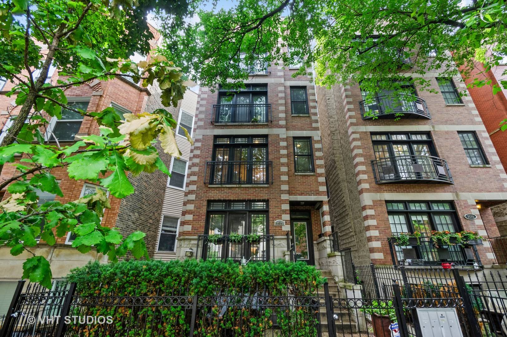 3537 N Reta AVE #2, Chicago, IL 60657
