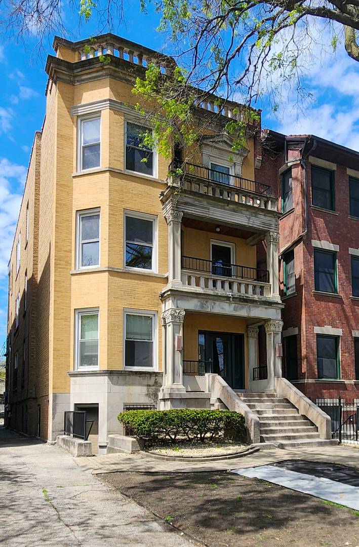 4330 N Sheridan RD #2, Chicago, IL 60613