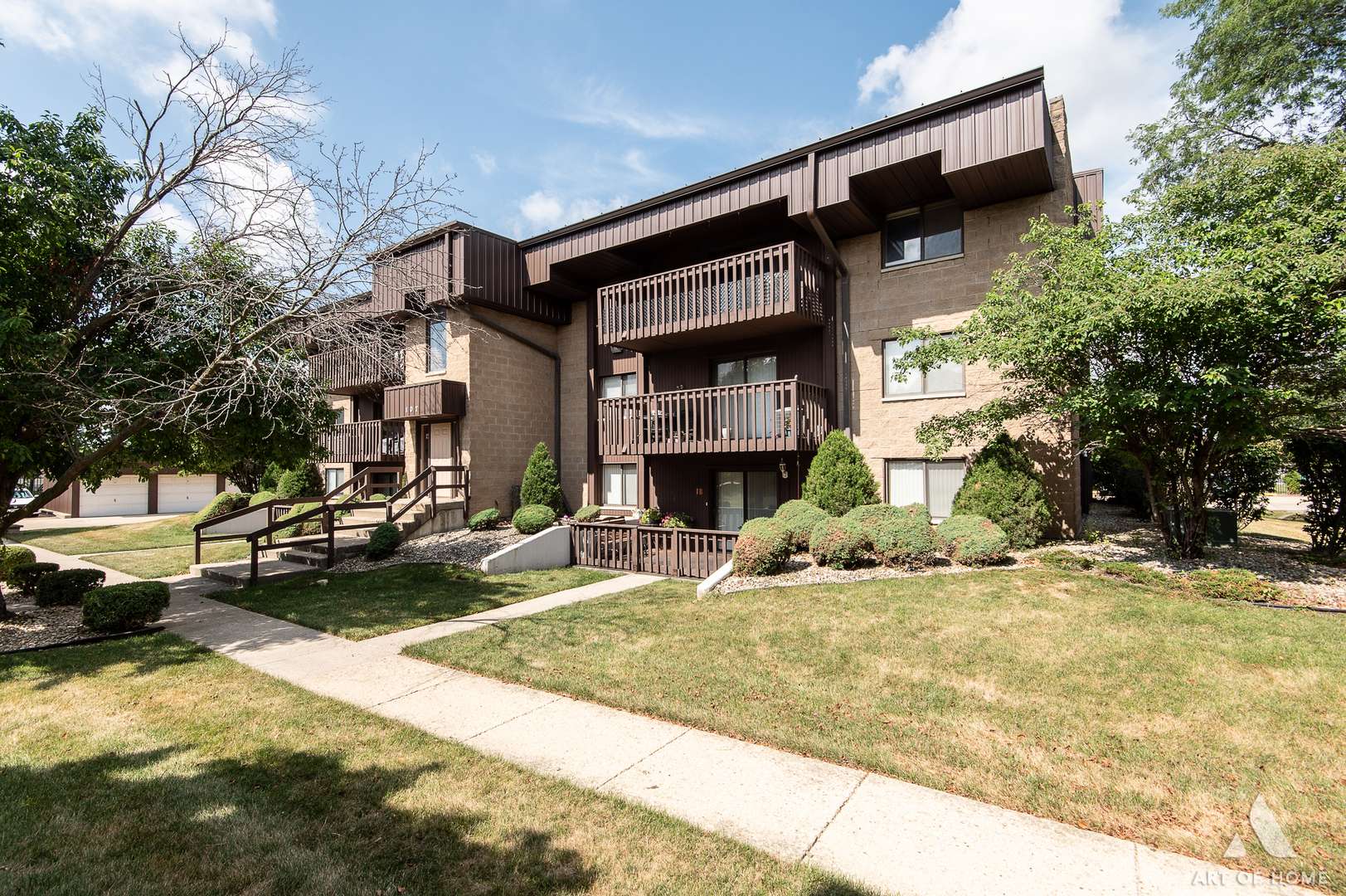 Joliet, IL 60436,107 CATERPILLAR DR #3B