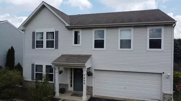 3808 Thoroughbred LN, Joliet, IL 60435