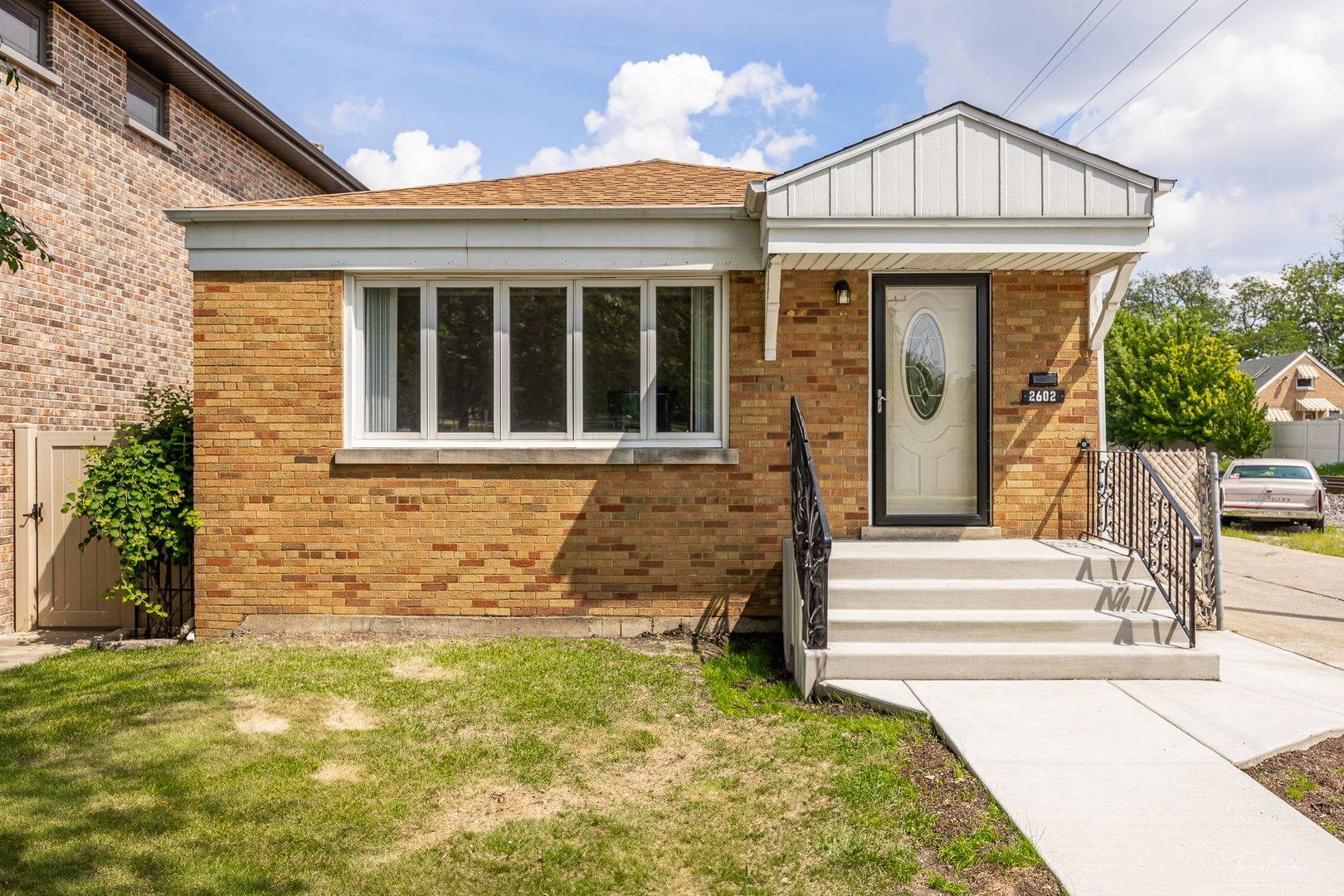 2602 W 105th ST, Chicago, IL 60655
